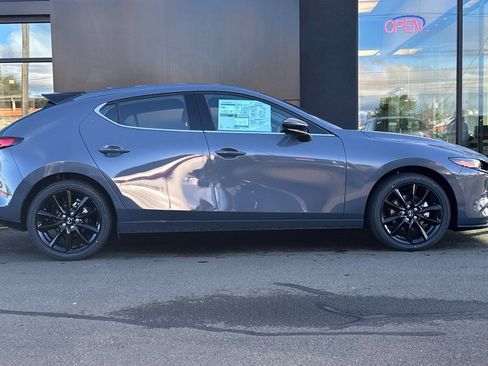 New 2026 MAZDA MAZDA3 Hatchback w/Premium Plus Pkg AWD/4WD image 2