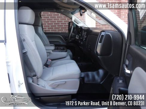 Used 2019 Chevrolet Silverado 2500 W/T AWD/4WD image 9