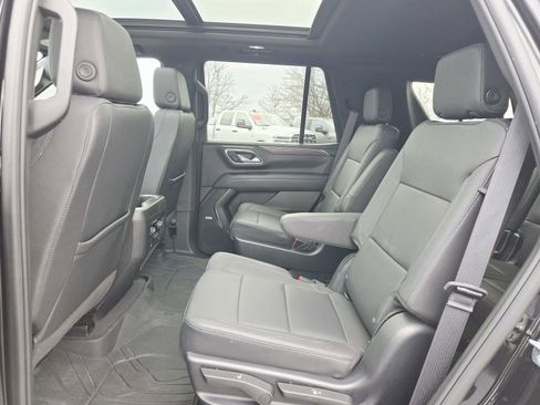 Used 2023 Chevrolet Tahoe LT w/ LT Signature Package image 14