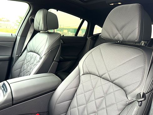 New 2027 BMW X6 M60i AWD/4WD image 11