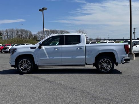 New 2026 GMC Sierra 1500 Denali w/ Denali Reserve Package AWD/4WD image 4