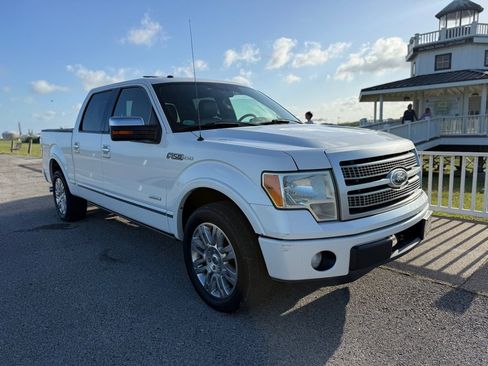 Used 2011 Ford F150 Platinum image 3