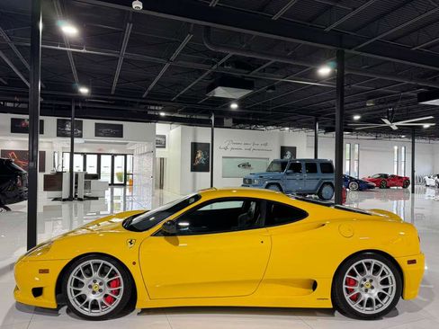 Used 2004 Ferrari 360 Challenge Stradale image 4