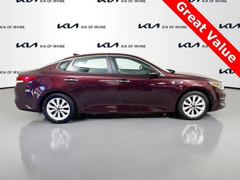Used 2016 Kia Optima LX image 9