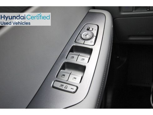 Certified 2025 Hyundai Palisade SEL FWD image 24