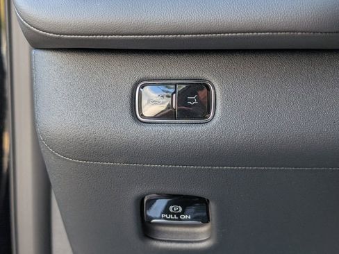 New 2026 Lincoln Navigator L Reserve AWD/4WD image 25