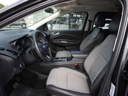 Used 2017 Ford Escape SE w/ Equipment Group 201A image 23