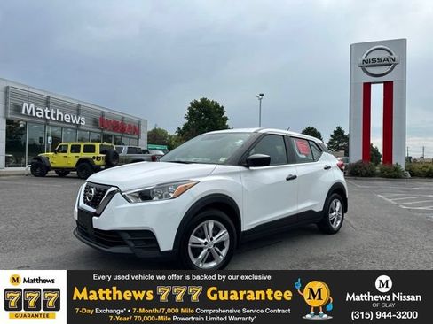 Used 2020 Nissan Kicks S FWD image 1