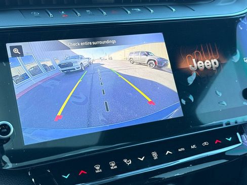 New 2026 Jeep Grand Cherokee Limited AWD/4WD image 19