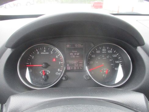 Used 2011 Nissan Rogue SV w/ SL Pkg AWD/4WD image 29