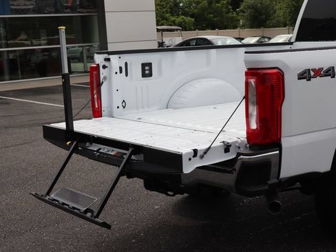 New 2026 Ford F350 XLT w/ Snow Plow/Camper Package AWD/4WD image 17