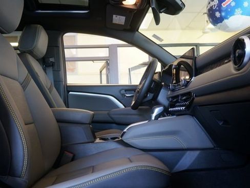 Used 2026 Chevrolet Colorado ZR2 w/ Technology Package image 54