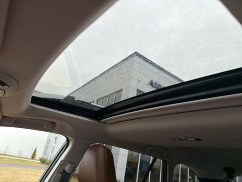 Used 2021 Subaru Outback Touring XT image 36