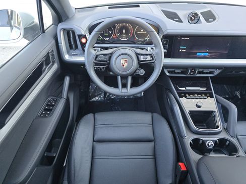 New 2026 Porsche Cayenne E-Hybrid image 16