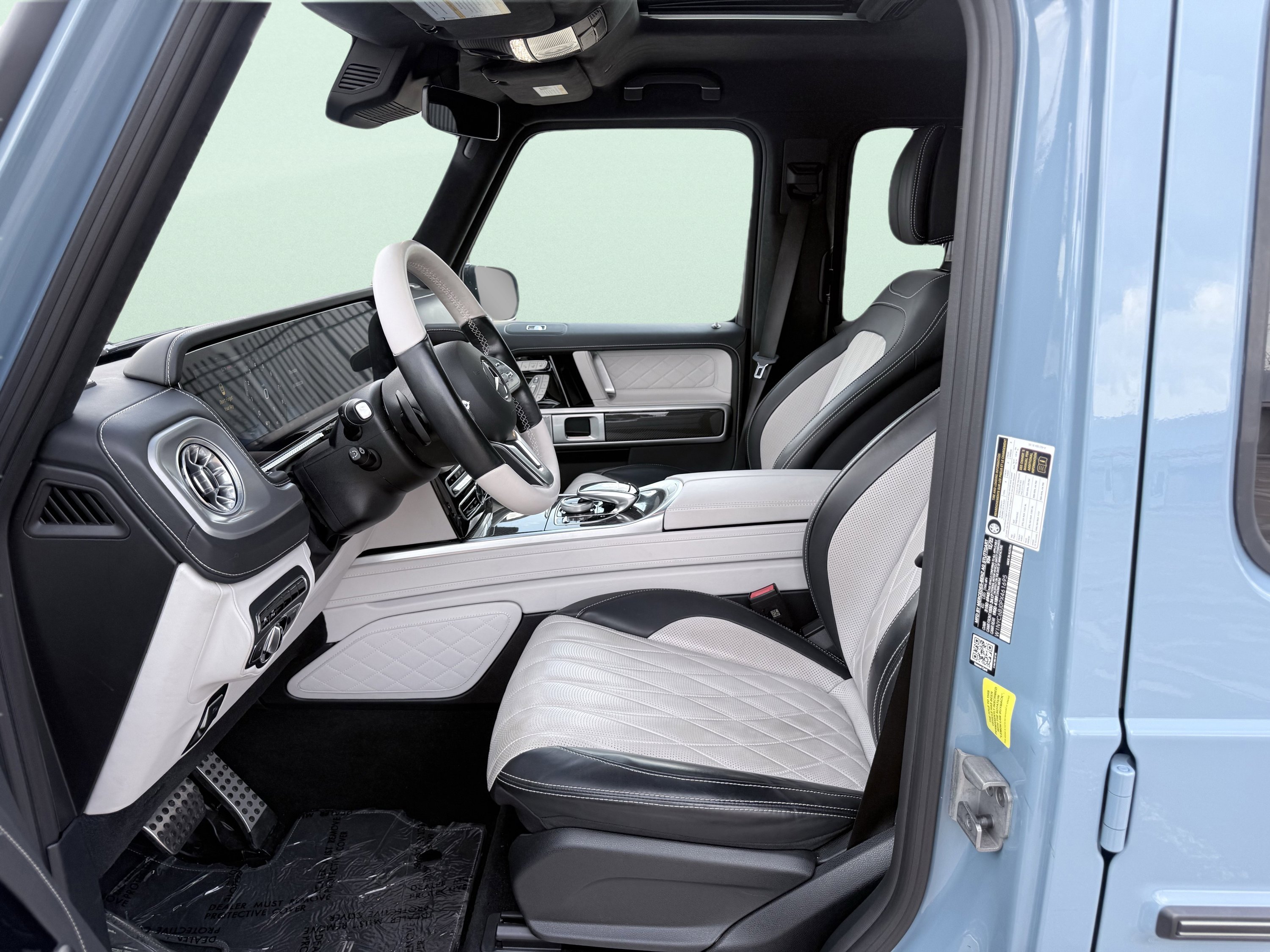 Used 2023 Mercedes-Benz G 550 image 29