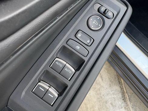 Certified 2023 Honda Accord EX image 11