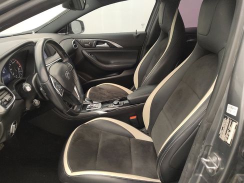 Used 2019 INFINITI QX30 Sport image 17