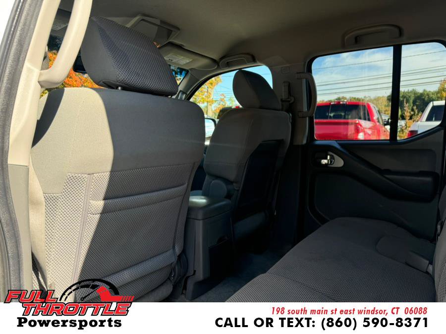 Used 2014 Nissan Frontier SV AWD/4WD image 17