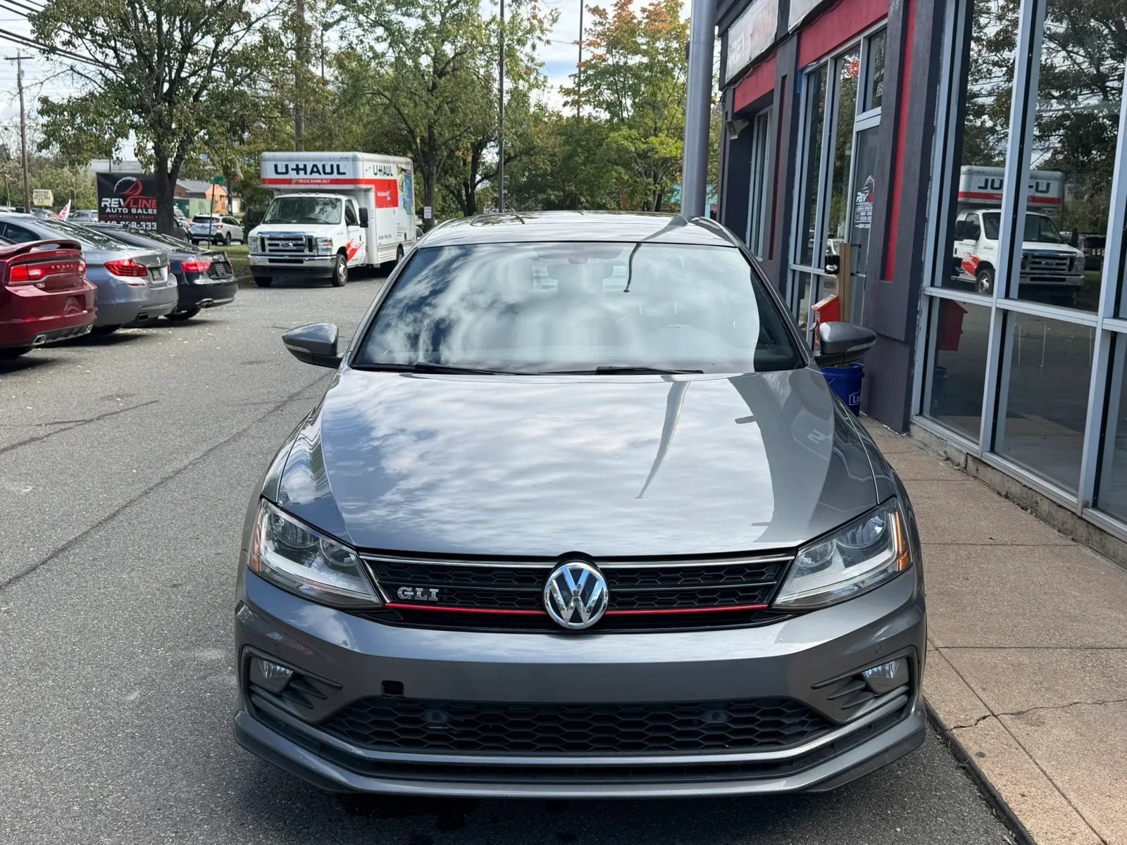 Used 2017 Volkswagen Jetta GLI FWD image 2