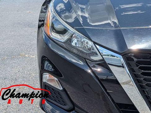 Used 2019 Nissan Altima 2.5 S FWD image 11