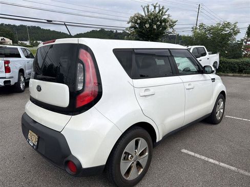 Used 2016 Kia Soul FWD image 5