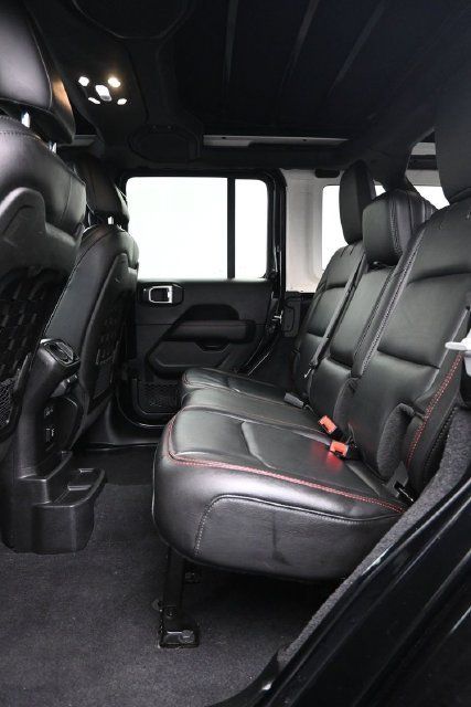 Used 2019 Jeep Wrangler Unlimited Rubicon AWD/4WD image 8