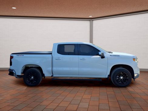 Used 2022 Chevrolet Silverado 1500 LT AWD/4WD image 4