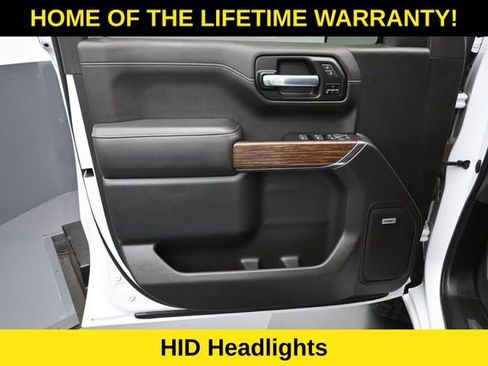 Used 2020 Chevrolet Silverado 1500 High Country w/ Technology Package AWD/4WD image 11
