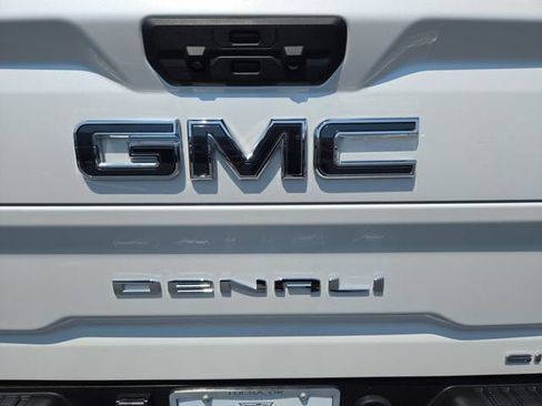 Used 2025 GMC Sierra 2500 Denali Ultimate w/ Max Trailering Package AWD/4WD image 34