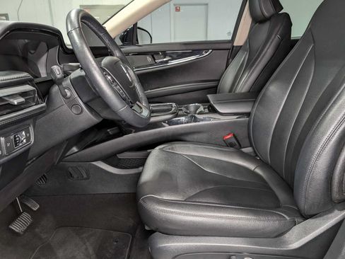 Used 2022 Lincoln Nautilus AWD w/ Premium Package image 4