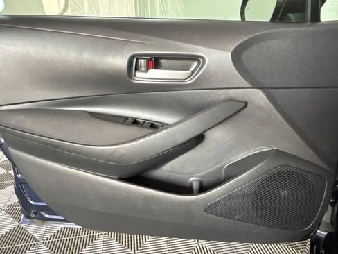 Used 2021 Toyota Corolla LE w/ Carpet Mat Package (TMS) FWD image 15