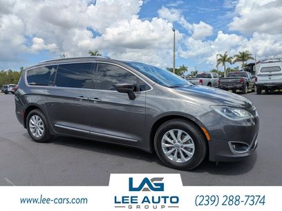 Used 2019 Chrysler Pacifica Touring-L