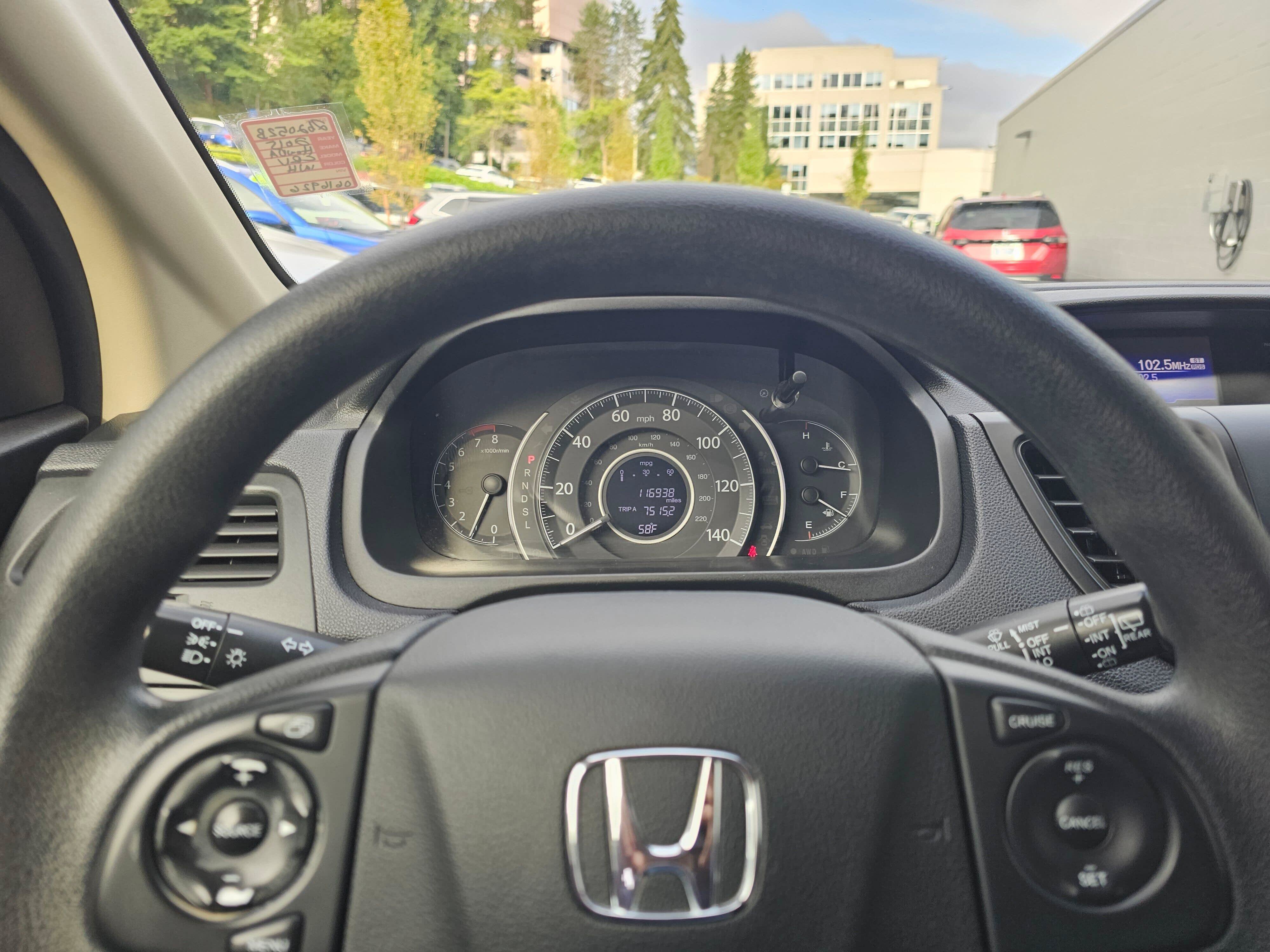 Used 2015 Honda CR-V LX image 25