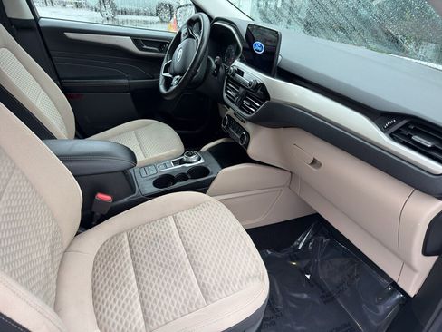 Used 2022 Ford Escape SE w/ Convenience Package image 22
