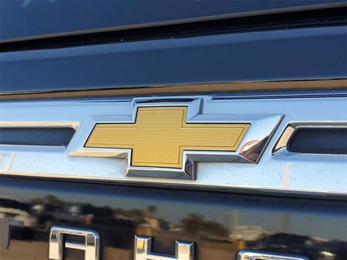 Used 2023 Chevrolet Tahoe LT image 14