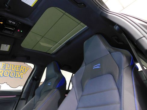 Used 2026 Volkswagen Golf image 47