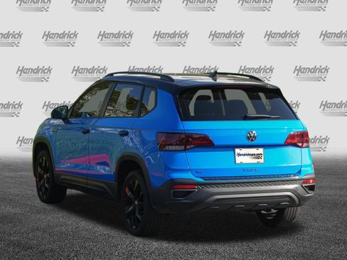 Used 2024 Volkswagen Taos SE FWD image 7