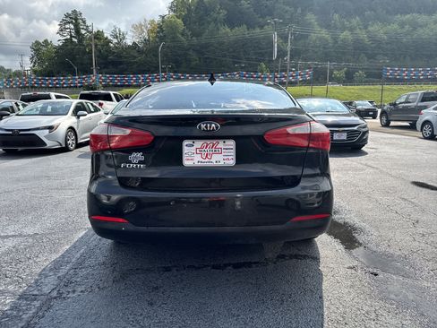 Used 2016 Kia Forte LX FWD image 6