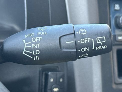 Used 2011 Honda CR-V LX image 10