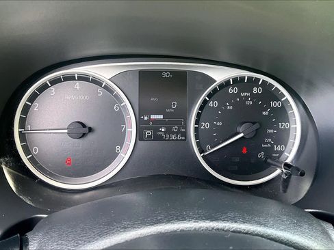 Used 2021 Nissan Kicks S FWD image 26