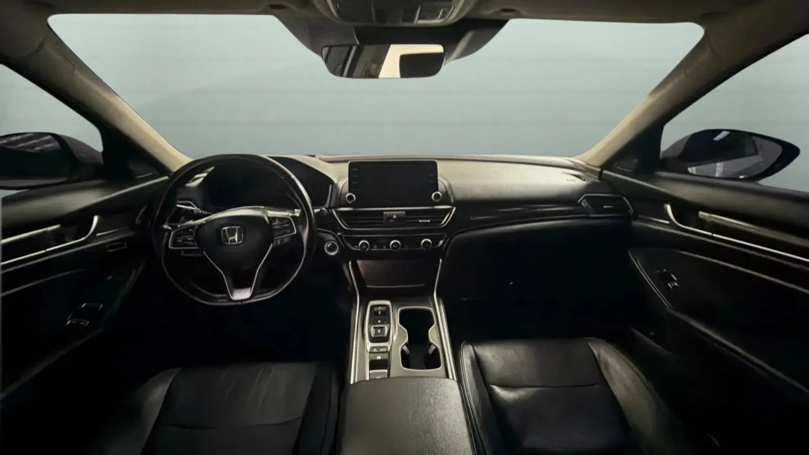 Used 2020 Honda Accord Touring image 9