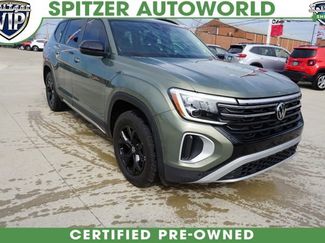 Used 2025 Volkswagen Atlas Peak Edition SE video 1