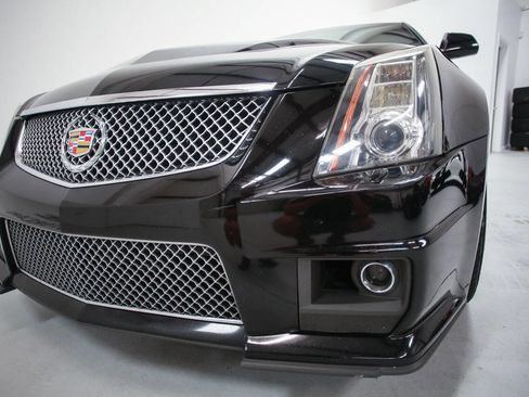 Used 2014 Cadillac CTS V image 9