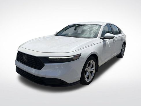 Used 2023 Honda Accord LX image 1