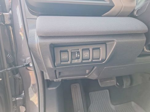 Used 2023 Subaru Outback Premium AWD/4WD image 19