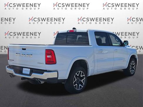 Used 2025 RAM 1500 Laramie AWD/4WD image 5
