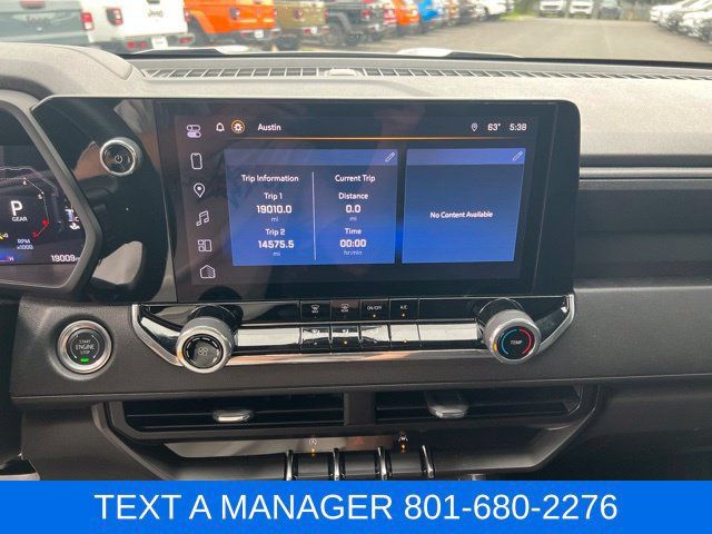 Used 2024 Chevrolet Colorado Trail Boss w/ Technology Package AWD/4WD image 24