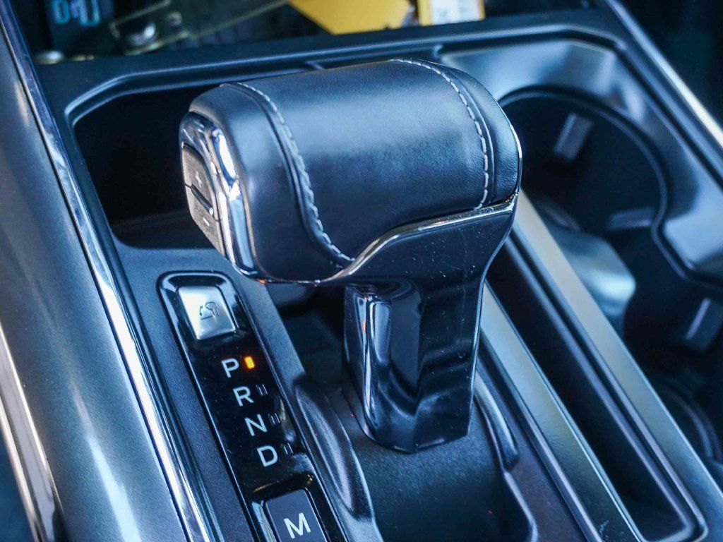 Used 2023 Ford F150 Lariat AWD/4WD image 23