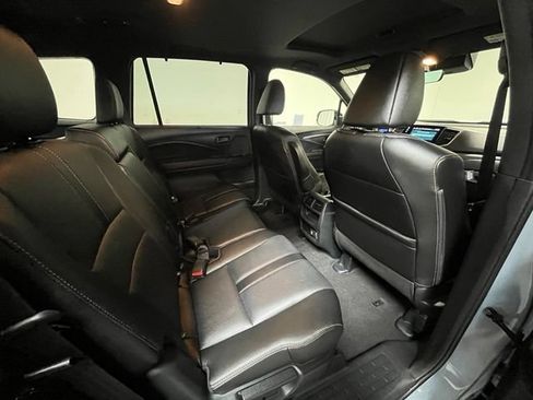 Used 2023 Honda Passport TrailSport image 12
