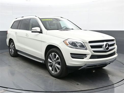 Used 2013 Mercedes-Benz GL 450 4MATIC image 2